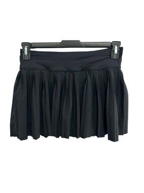 Lululemon 4 Black Pleated Athletic Skort Built In Shorts Minimalist Clean Girl